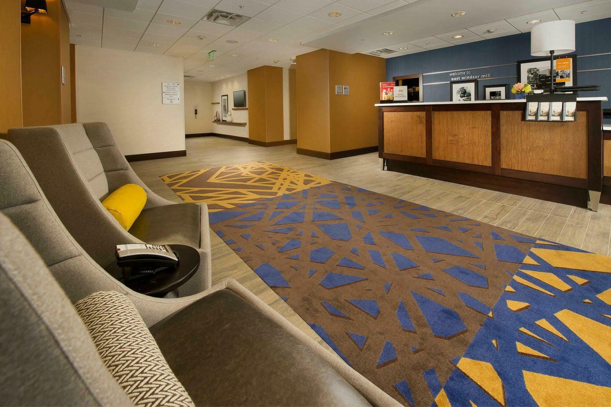 Hampton Inn & Suites Baltimore/Woodlawn Eksteriør bilde